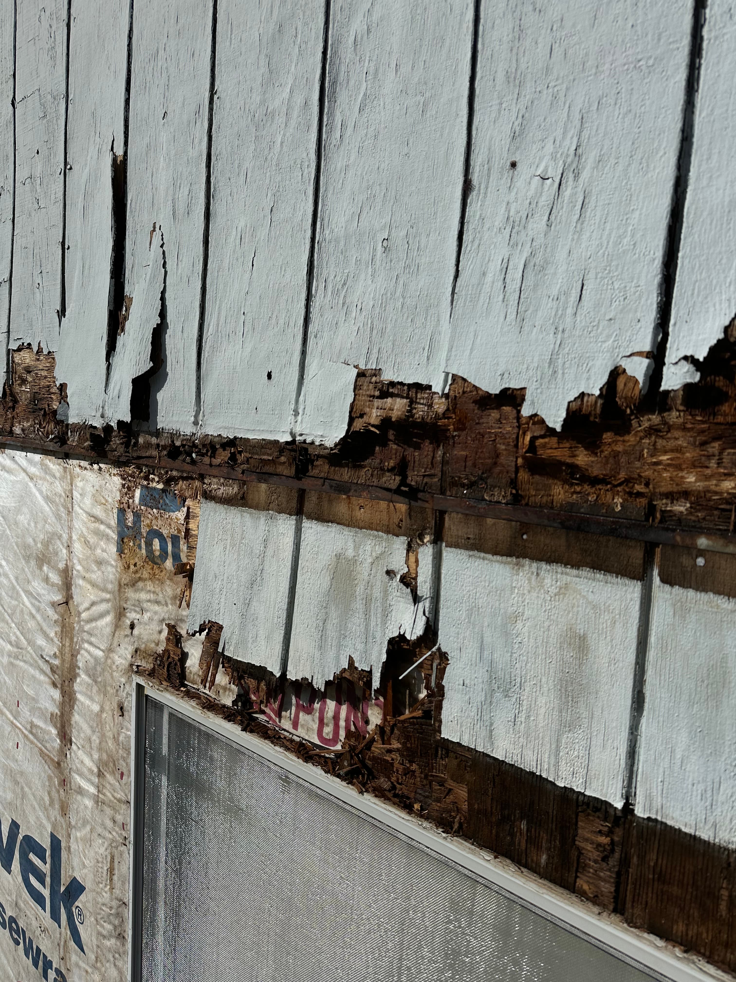 Dry rot eave damage before repair by NorCal Exteriors in Sacramento, CA